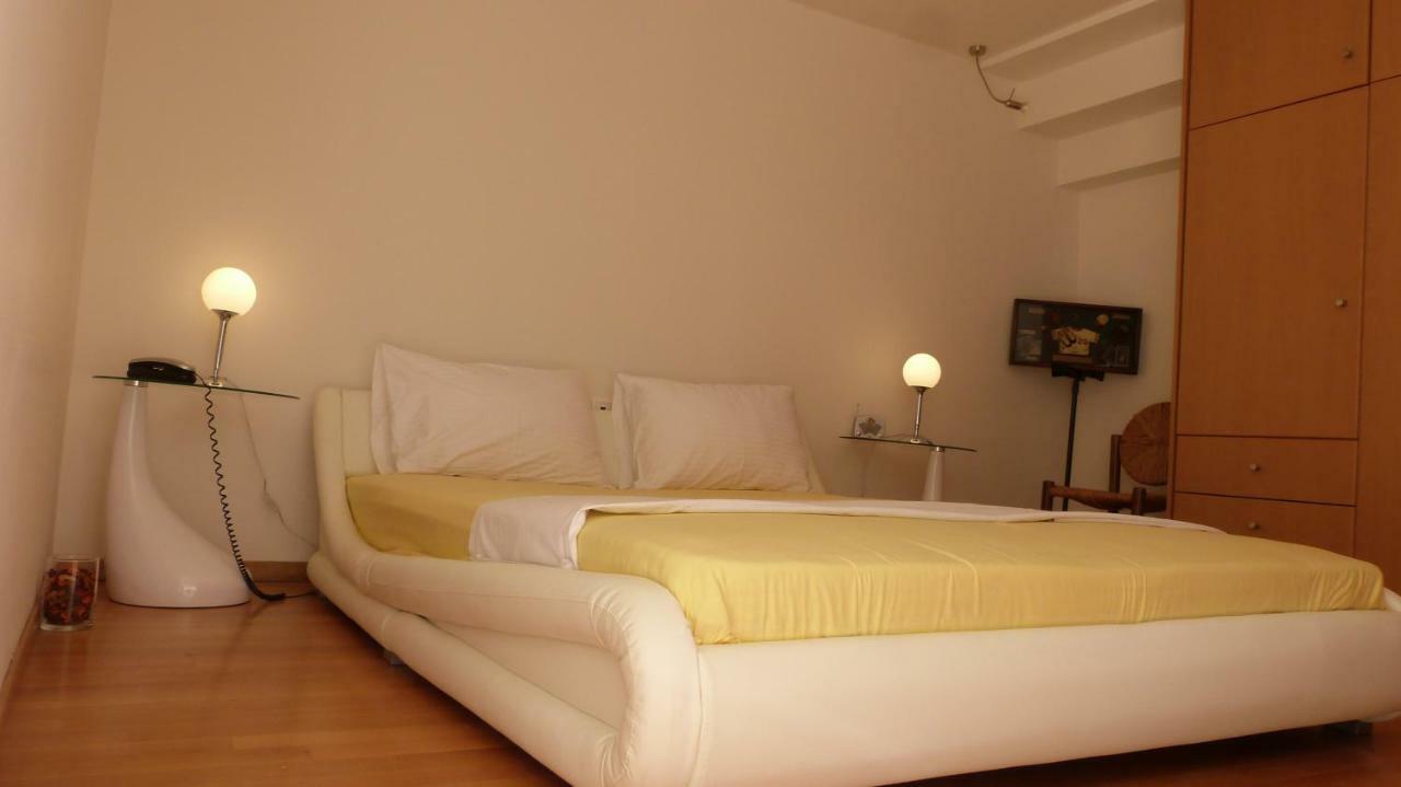 Fay'S Apartment 레팀노 외부 사진